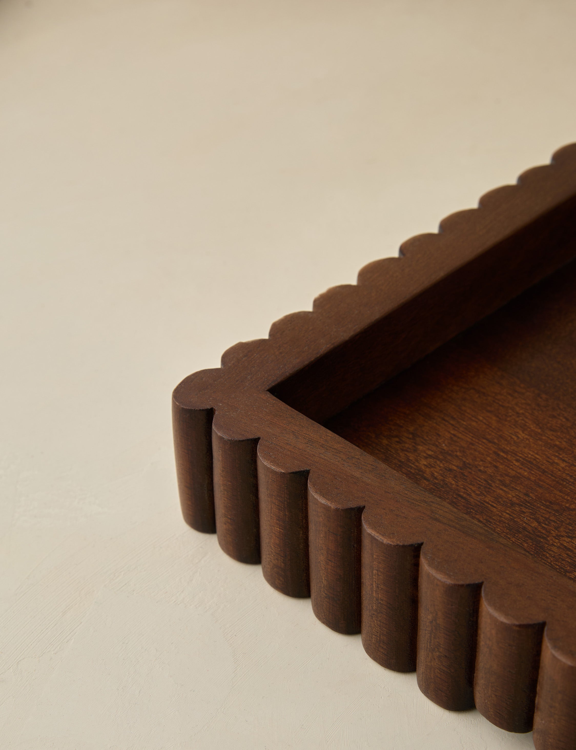 Organic Fluted Natural Tray - Brown - Image 7